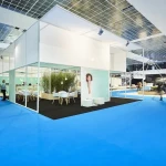 Carpet Periwinkle covering a white modular exhibition stand