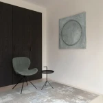 Rug Alabaster, off-white marble veining with bluish grey touches
