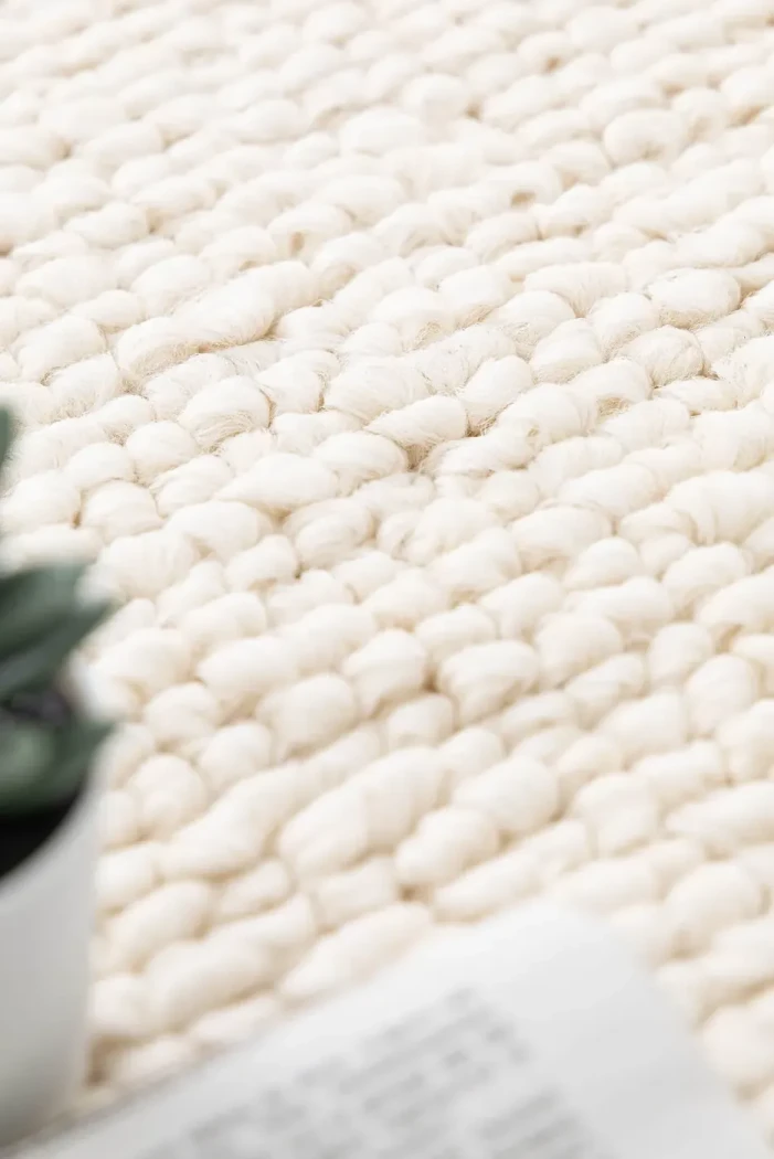 Rug Almond, chunky looped weave in warm cream
