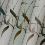 Wallpaper Ashen Fawn, small grey-beige bamboo leaves on off-white