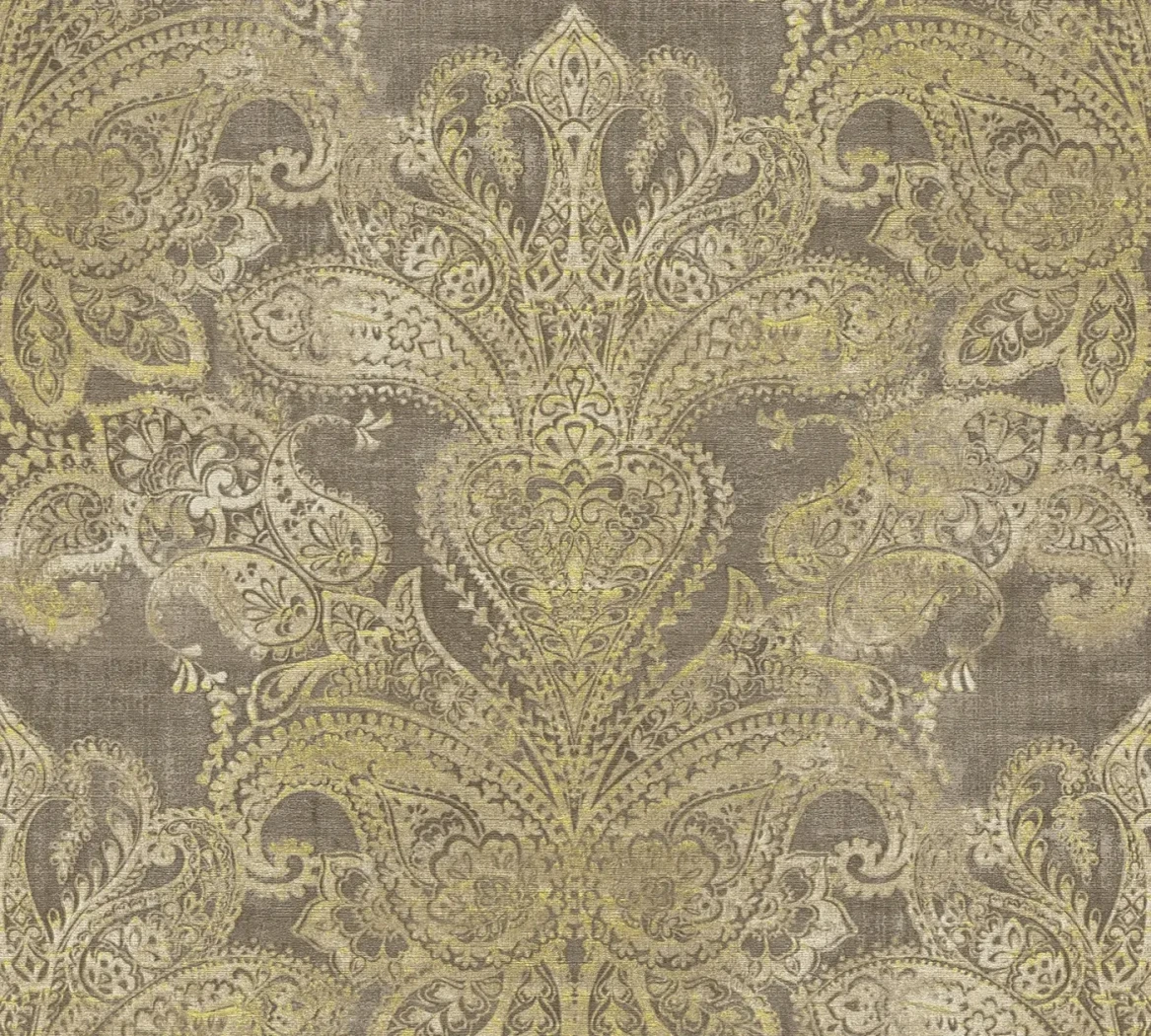 Wallpaper Soft Silt, beige paisley with gold and olive tones