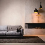 Wallpaper Veiled Mist, pale grey linen-like striated texture